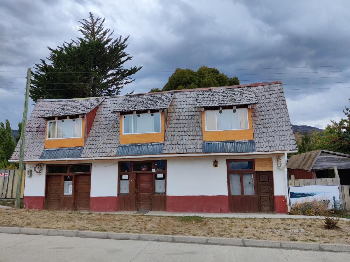 Hosteria Huemules Puerto Guadal Exterior photo